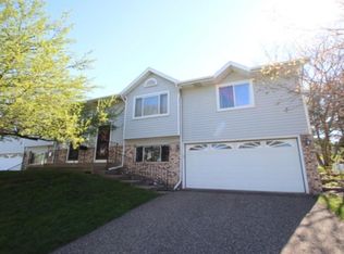 1280 Dennis St N, Maplewood, MN 55119