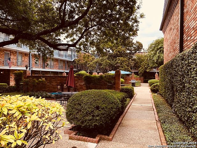 2nd image of 8401 N New Braunfels Ave APT 129