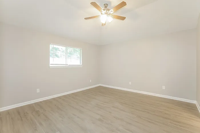 1901 Corners Cir — Photo 9