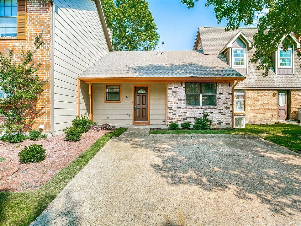 1st image of 4 Riverview Ct