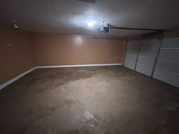 4th image of 11474 Pine Dr
