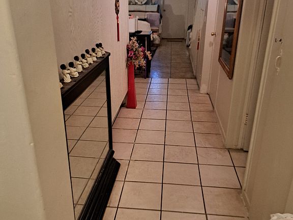 5th image of 11236 San Juan St