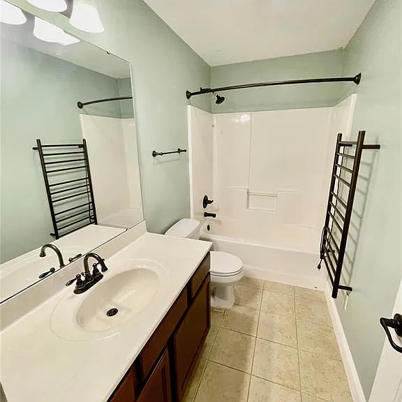 932 Chesapeake Junction Ln — Photo 16
