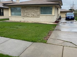 8566 N Clifton Ave, Niles, IL