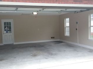 304 Mossy Rdg, Warner Robins, GA 31088