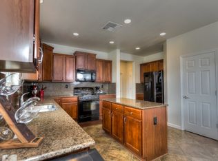 240 Lanton Ct, Roseville, CA 95747