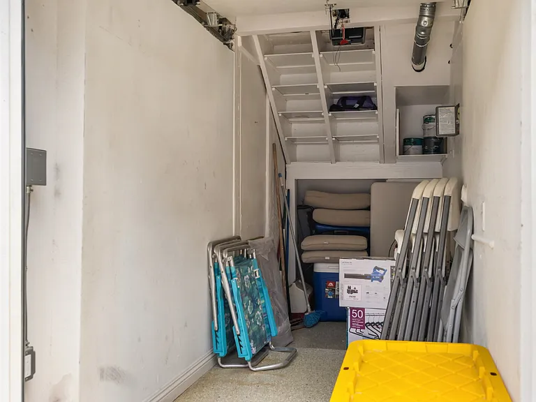 313 Alvarado Pl #1/2 — Photo 20