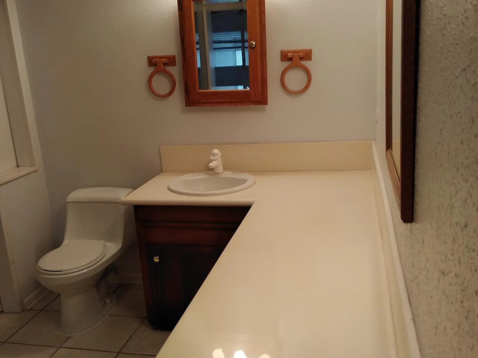 2 bed, 1200 sqft, $1,400 — Photo 2
