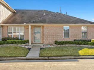1139 Green Meadow St, Beaumont, TX 77706