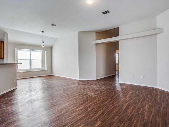 3rd image of 964 Jockey Club Ln