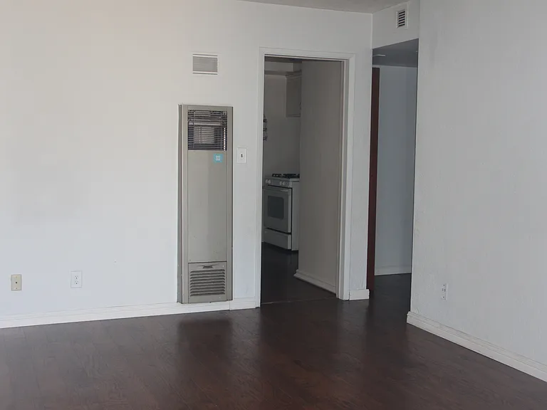 617 Arroyo Dr — Photo 2