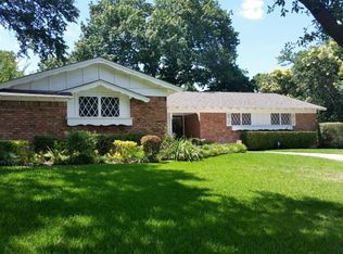 6804 Middle Rd, Fort Worth, TX 76116