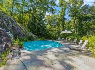 28A Wrights Mill Rd, Armonk, NY 10504