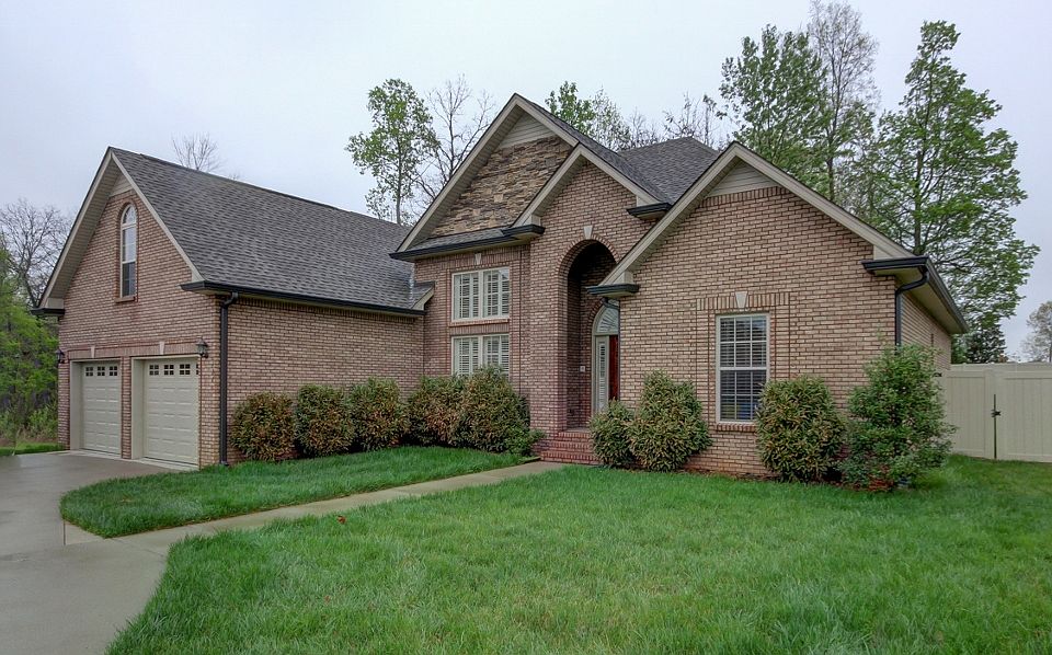 1st image of 157 Roanoke Station Cir
