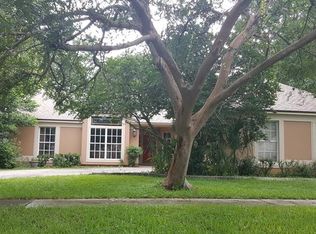 1739 Errol Woods Dr, Apopka, FL 32712