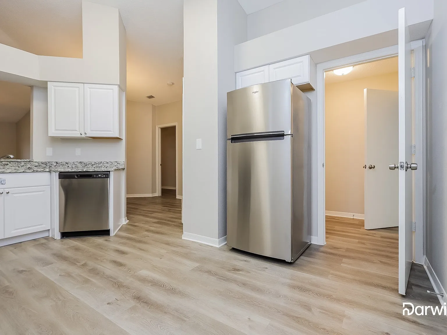 4 bed, 2.0 bath, 1507 sqft, $2,165 — Photo 2