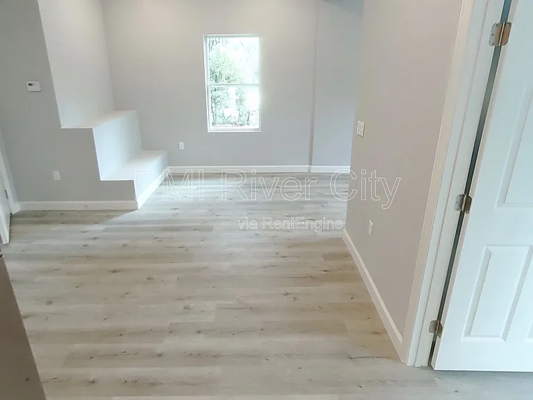 151 W 17th St #3 — Photo 5
