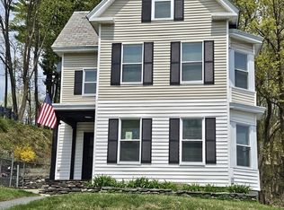 69 Walnut St, Leominster, MA 01453