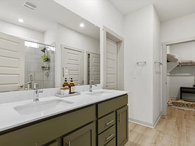 7416 Sagira Path — Photo 5