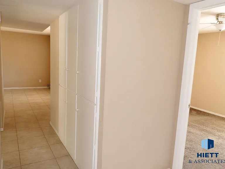 4624 Swan Dr — Photo 19