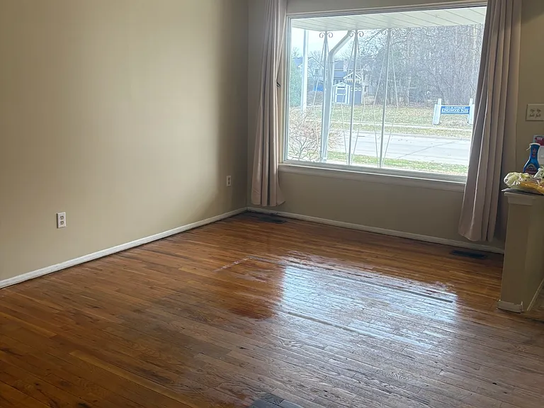 14252 Kingswood St — Photo 2