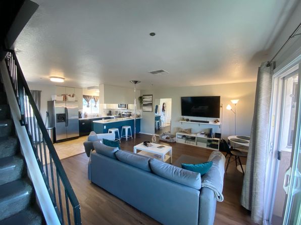 7002 Melody Ln