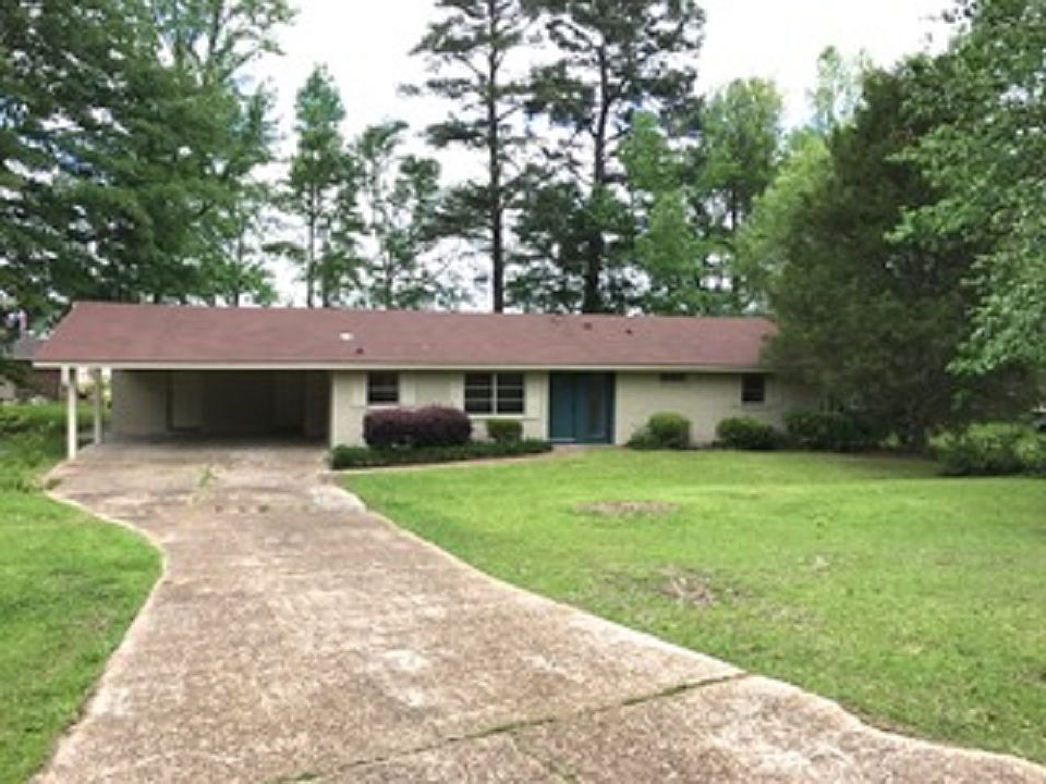 1st image of 108 Cedar Lane Dr