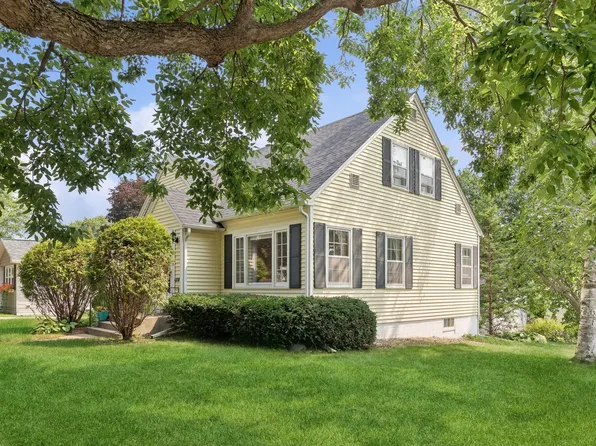 302 Oxford St, Northfield, MN 55057