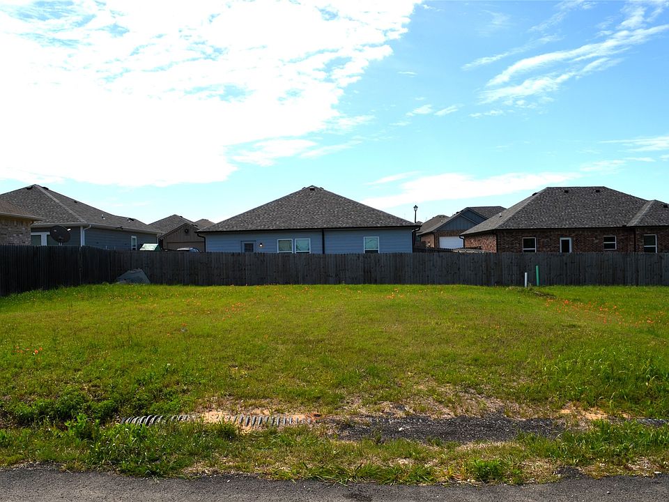 1st image of 307 Rike Rd
