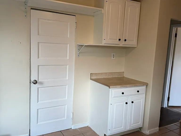 15 E Adams Ave #2 — Photo 3