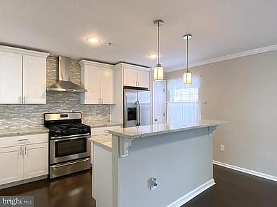 5th image of 9713 Selfridge Rd