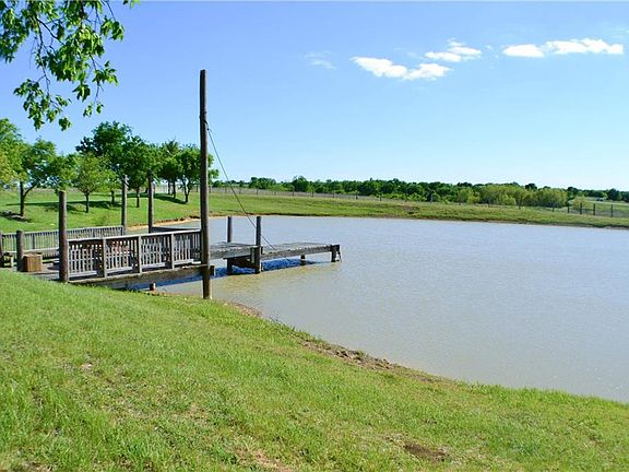 4th image of 100 Hill County Road 4415