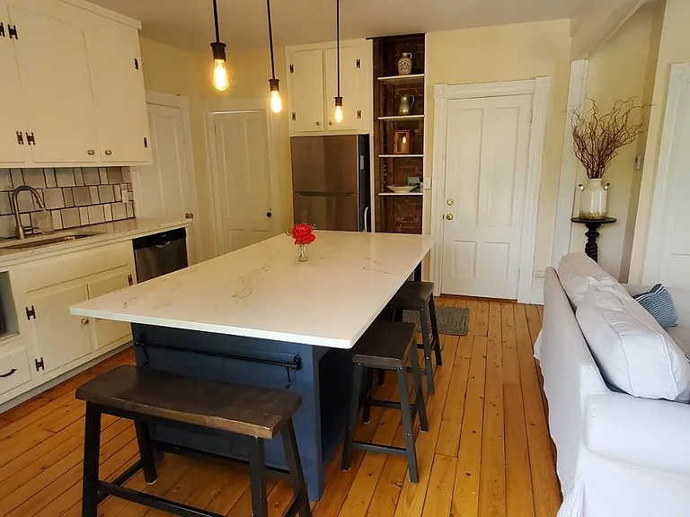 6 Coburn Ave #2 — Photo 7