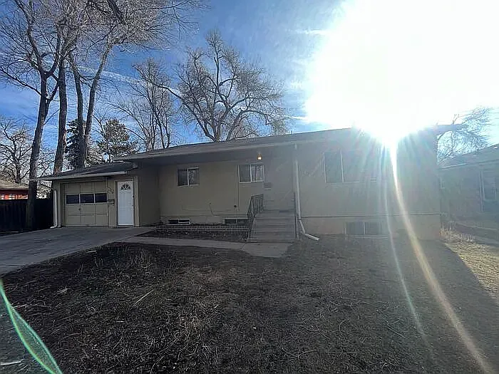1712 Peterson St — Photo 6