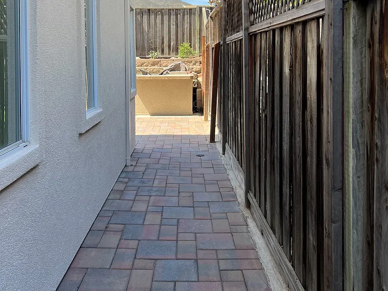 18106 Stonehaven Dr — Photo 28