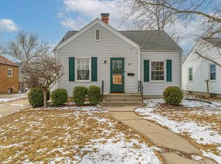 517 S Florence Ave, Bloomington, IL 61701