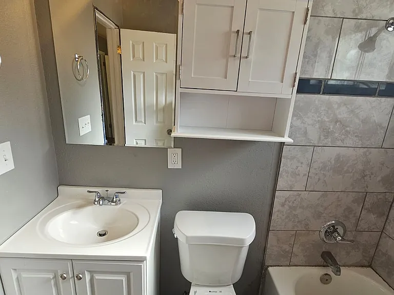 1325 Bruce St #1 — Photo 11