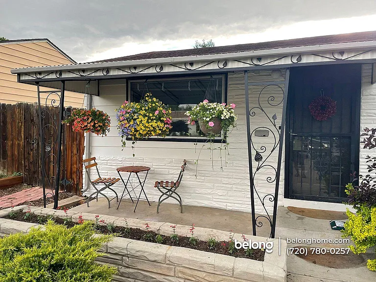121 S Stuart St — Photo 39