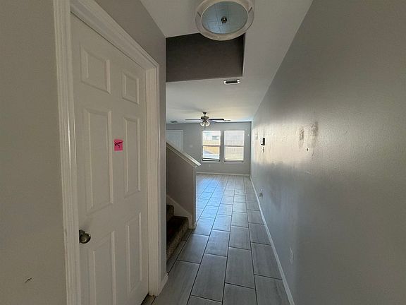 2nd image of 5805 Seminario Ln