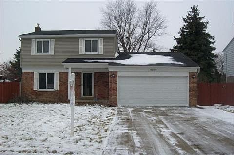 1st image of 50119 Foxcrest St