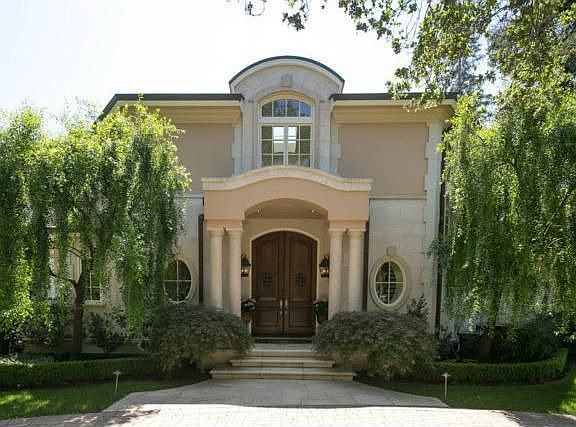 2nd image of 221 Atherton Ave