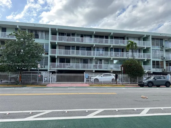 1400 Pennsylvania Ave APT 33, Miami Beach, FL 33139