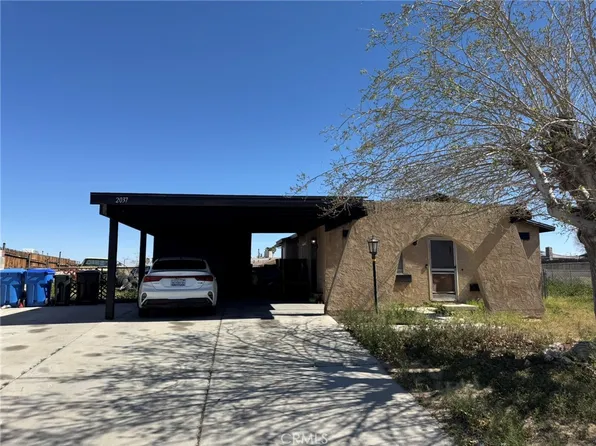 2037 Sequoia Dr, Barstow, CA 92311