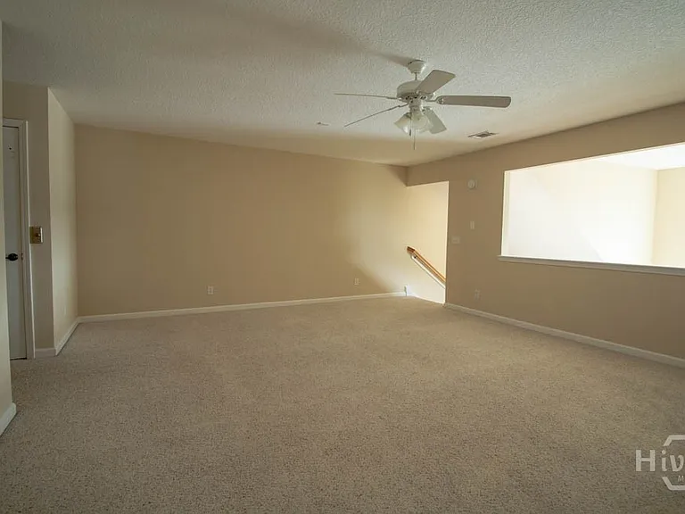 127 Ventura Pl — Photo 13