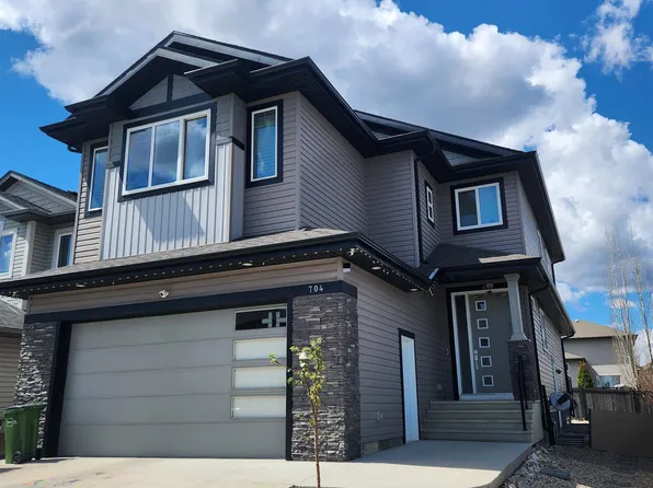 704 172nd St SW, Edmonton, AB T6W 0M5