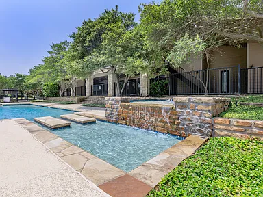 Montoro - 3701 W Pioneer Dr Irving TX | Zillow