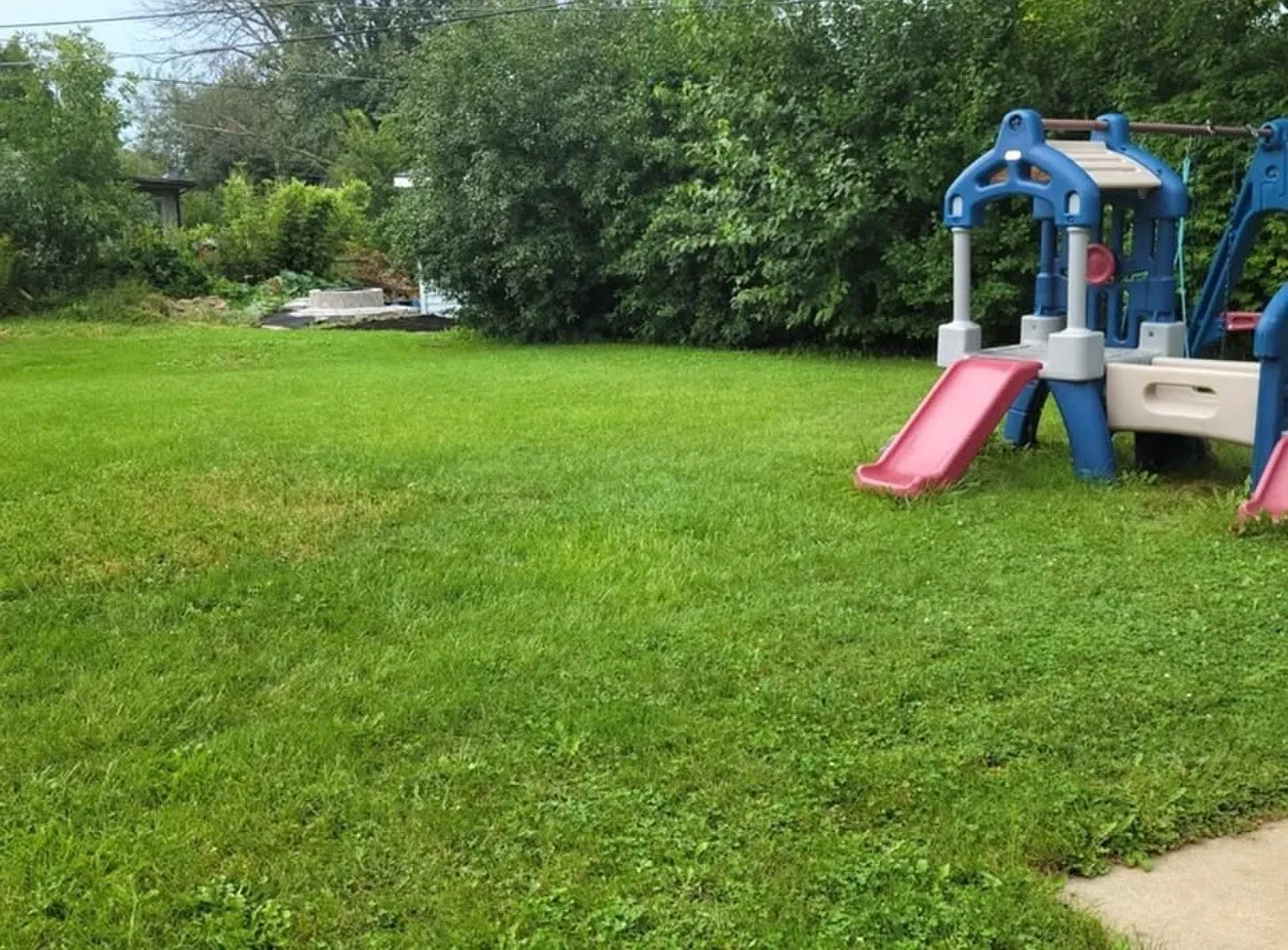 E Normandy Dr, Addison — Photo 2