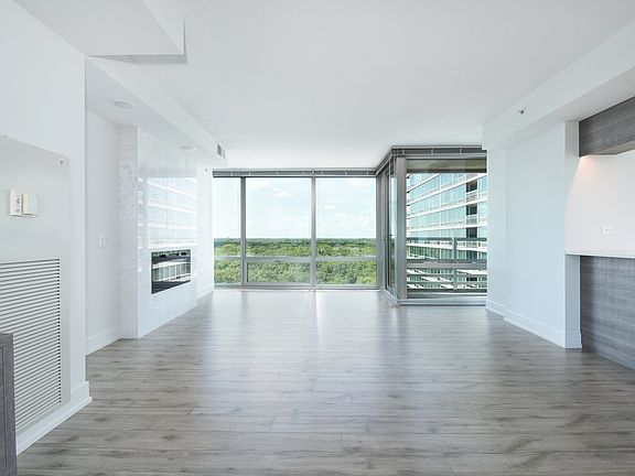 5th image of 9715 Woods Dr Unit 1410