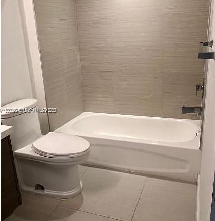 5th image of 1010 SW 2nd Ave Unit 1210