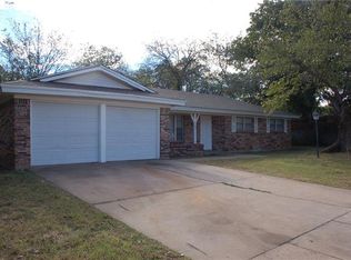 5309 Oak Grove Rd W, Fort Worth, TX 76134